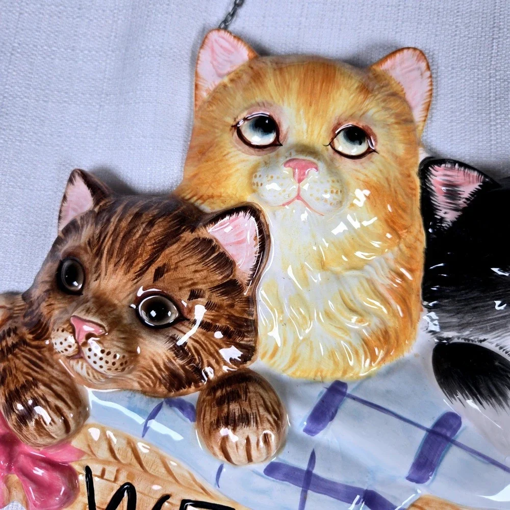 Popular Creations 2004 Cats Family Welcome Wall Hanging Ceramic Sign
